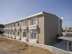 レオパレスフィールド⾦磯外観画像